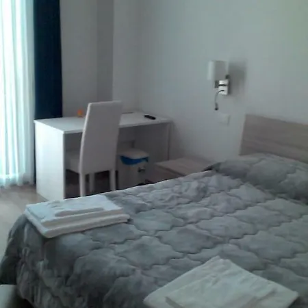 Guest house Marsala' & Suites